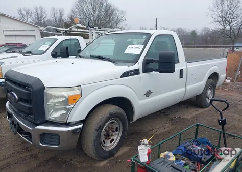 2011 Ford F-250 Xl from USA, damaged, VIN 1FTBF2AT4BEC63366